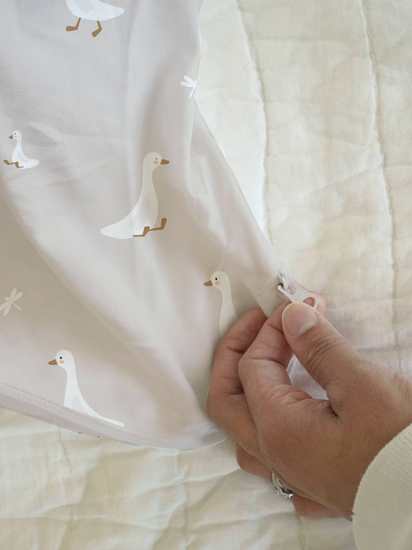 Gunamuna Sleep Gown: Ducks