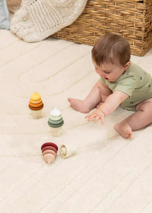 Stackable Ice Cream Cone Set