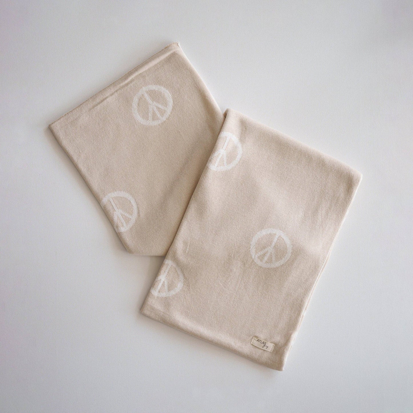Peace Knit Blanket: Coconut Milk / Oatmeal