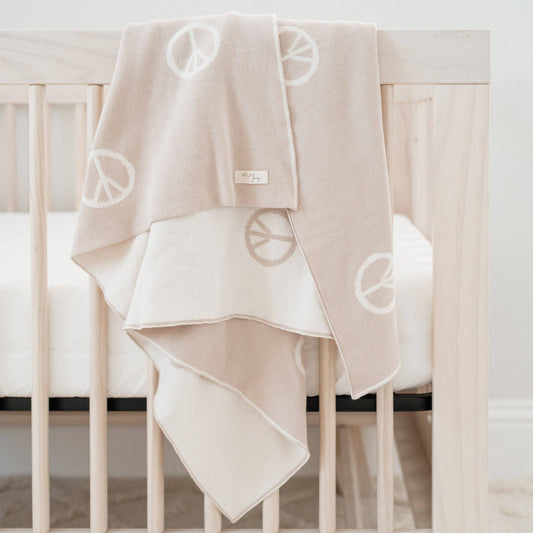 Peace Knit Blanket: Coconut Milk / Oatmeal