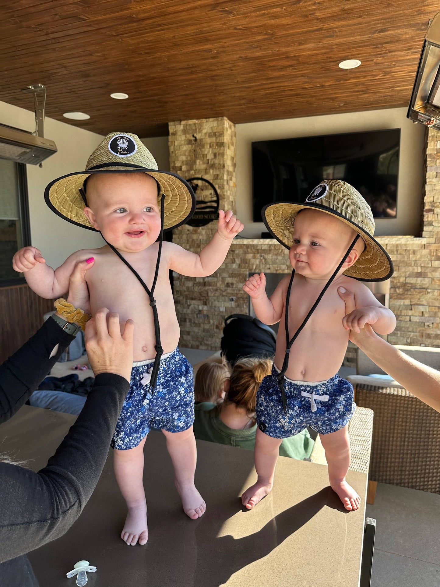 NIXY Bum Straw Hat